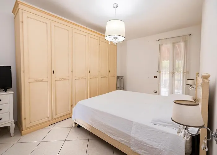 Apartamento Machiavelli-villetta Con Giardino - Baiaverde-lido *